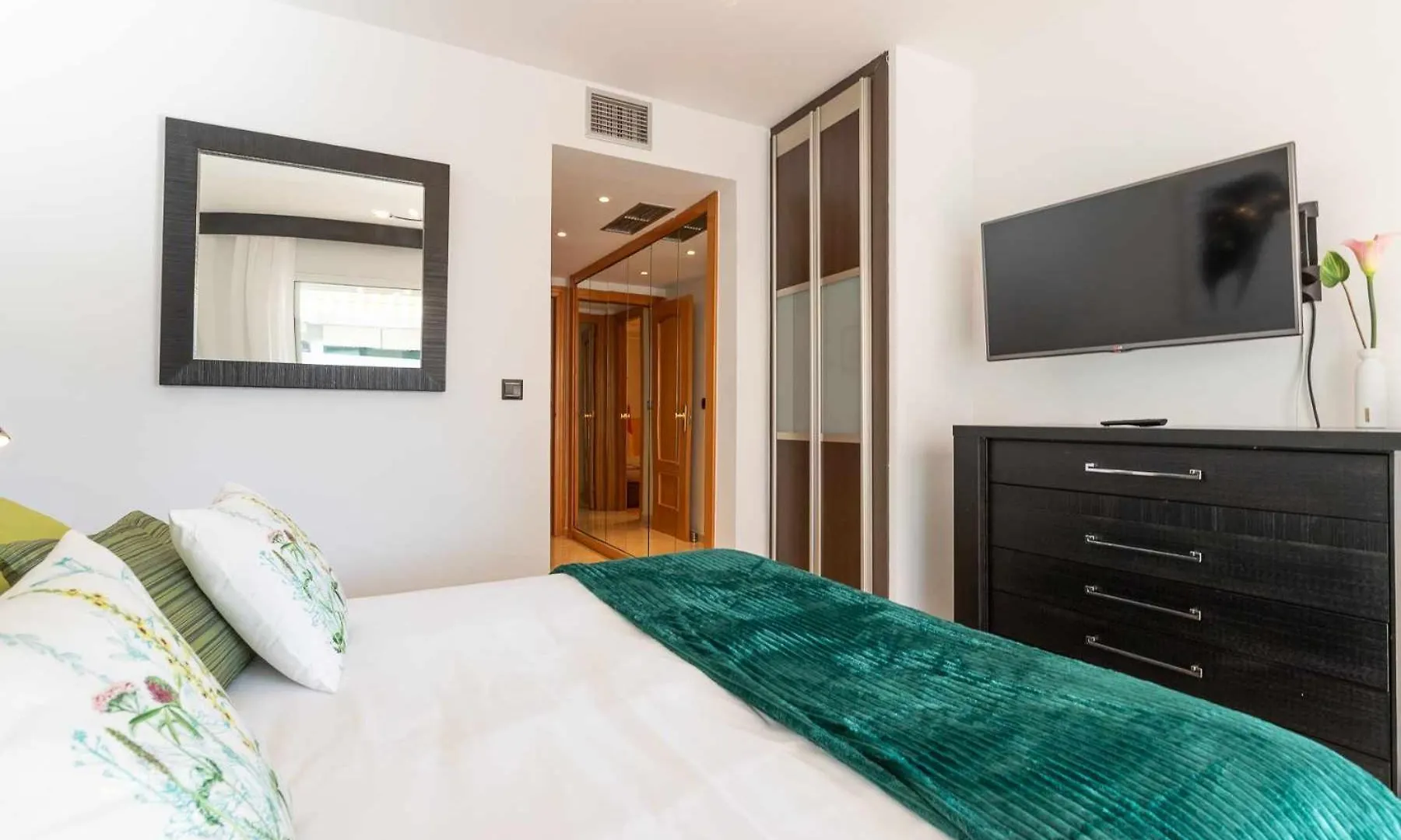 Modern Golf Apartment In Guadalmina Golf Marbella